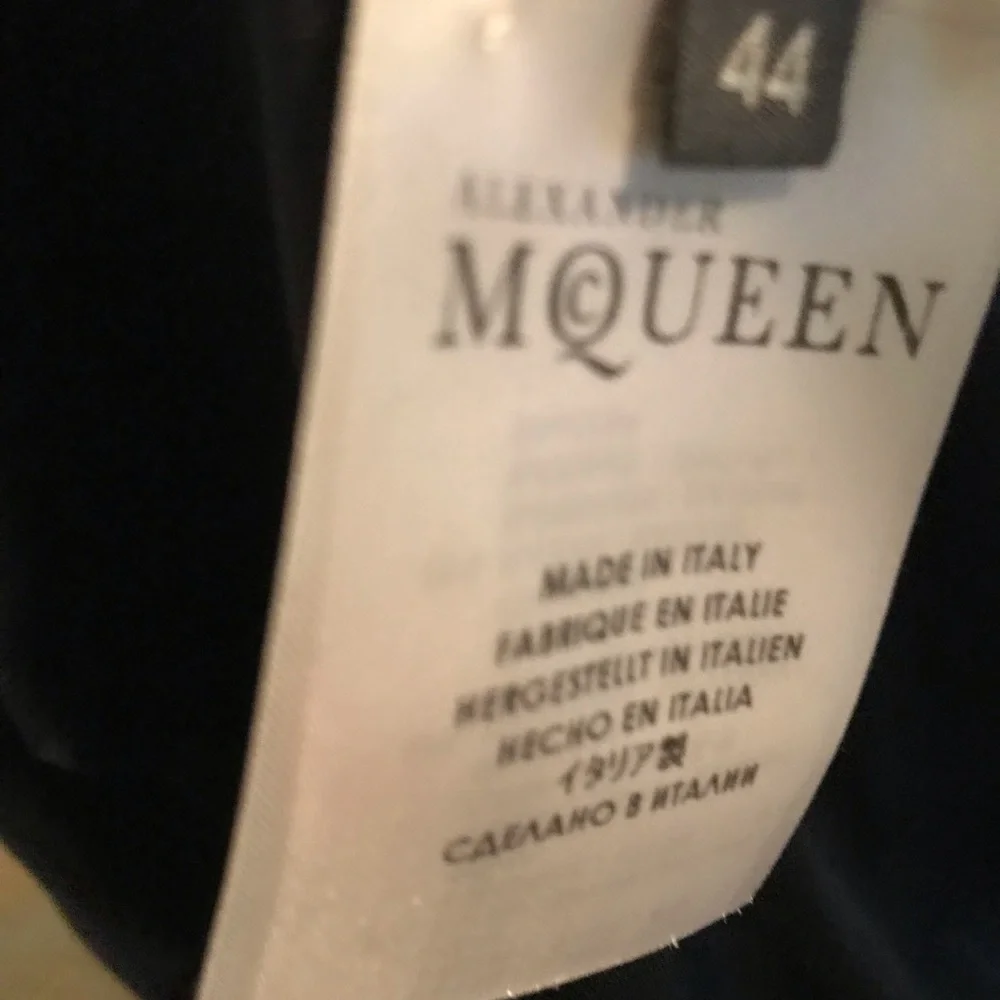 Alexander McQueen dress midi length navy ink color l/s size 44 $1390 - Picture 9 of 11